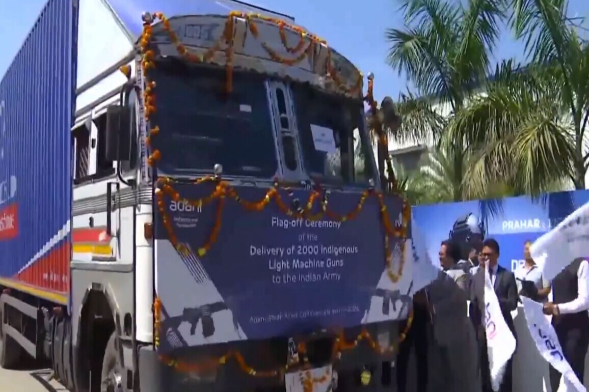 Adani Defence & Aerospace delivers first batch of 2000 Prahar LMGs to Indian armed forces