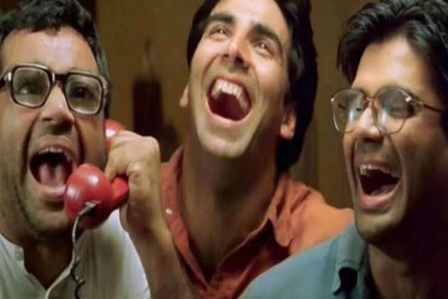 Paresh Rawal confirms his exit from Hera Pheri 3; netizens say "no Baburao, no movie"