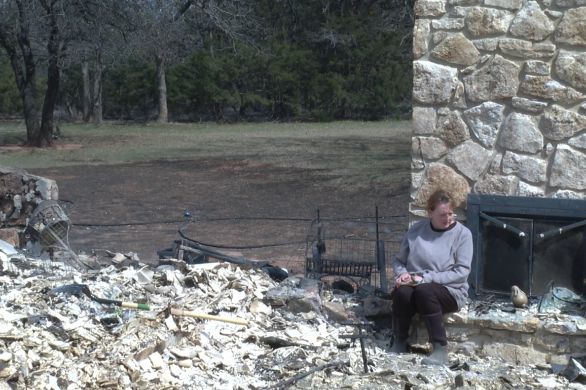 Oklahoma family searches for memories after devastating fire