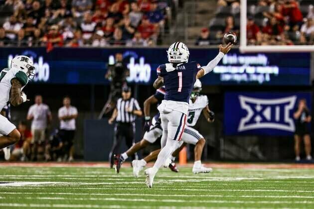 Arizona's defense leads way to dominant win over Hawaii
