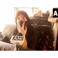 Pakistan citizens continue to leave India via Attari, plead for leninecy from Indian govt