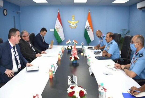 IAF chief meets counterpart from Tajikistan