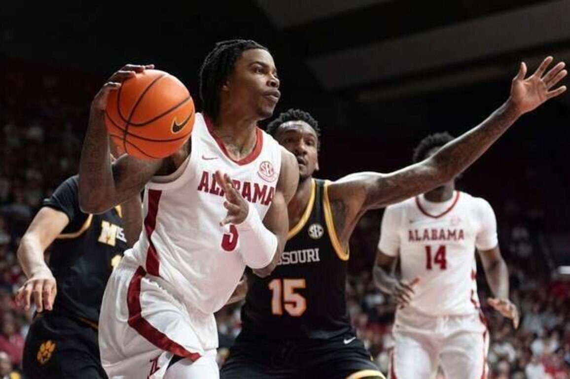 Latrell Wrightsell Jr.'s 7 3-pointers help No. 23 Alabama top Missouri