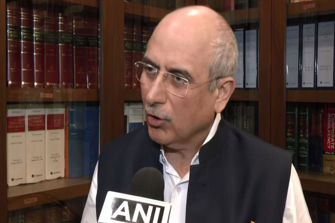 "Decide if she's against terrorism or looking other way": BJP's Nalin Kohli slams Mehbooba Mufti for remarks on Delhi blast