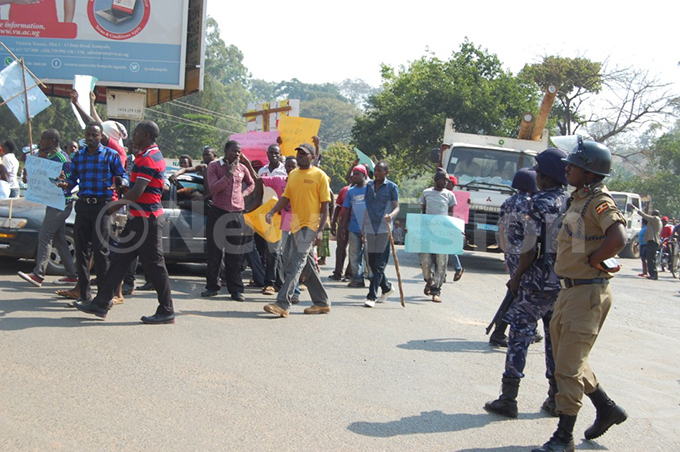   nti riot police enages the protesters