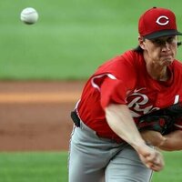 Brady Singer, Reds look to respond to chaotic loss vs. Braves