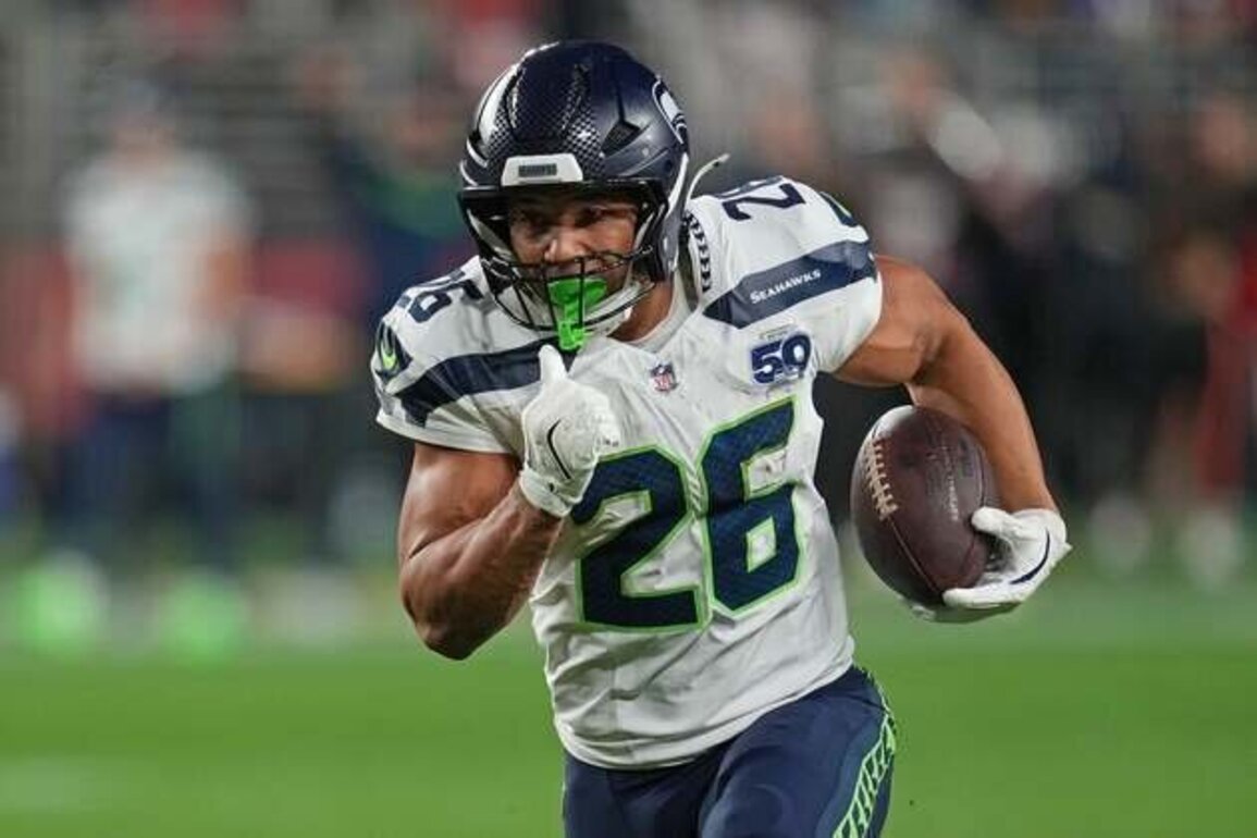 Seahawks RB Zach Charbonnet set for season-ending knee surgery
