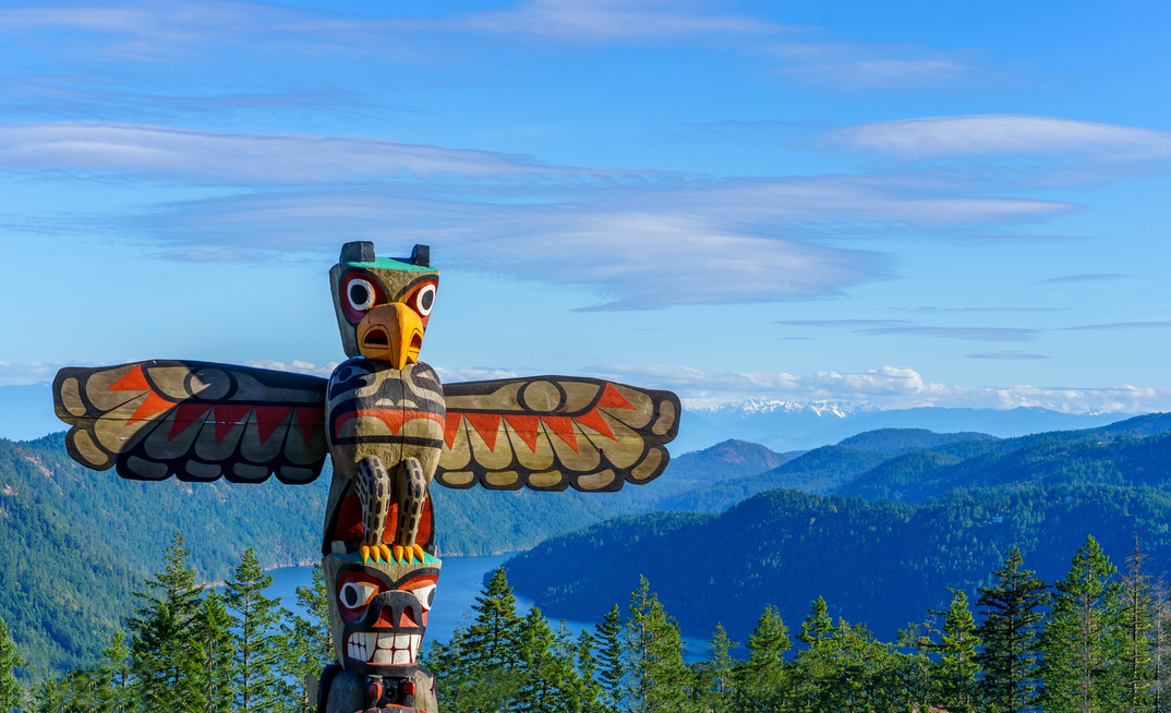  A totem pole in Cowichan Valley, British Columbia
