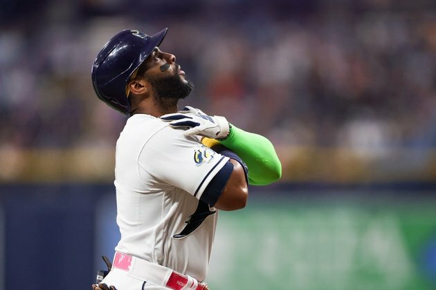 Yandy Diaz, Rays handle Dodgers