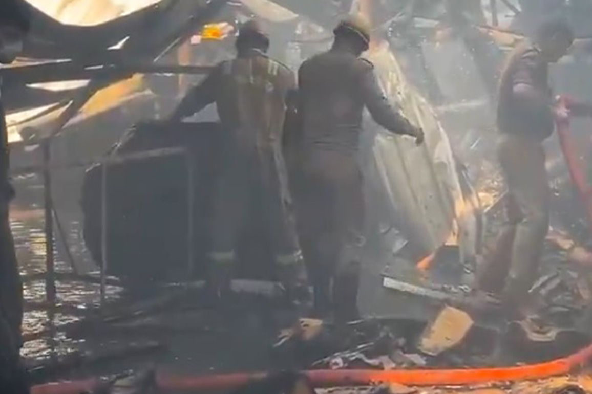 UP: Massive fire breaks out at factories in Sahibabad Industrial Area in Ghaziabad