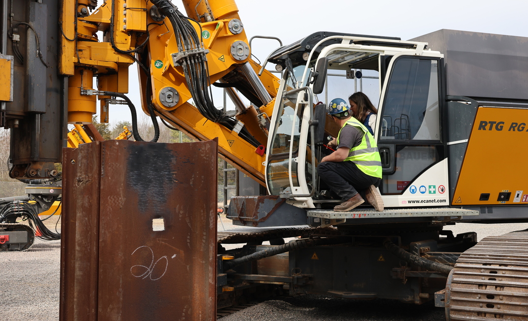 When it comes to construction equipment financing in the US and Canadian markets there are some important differences to consider