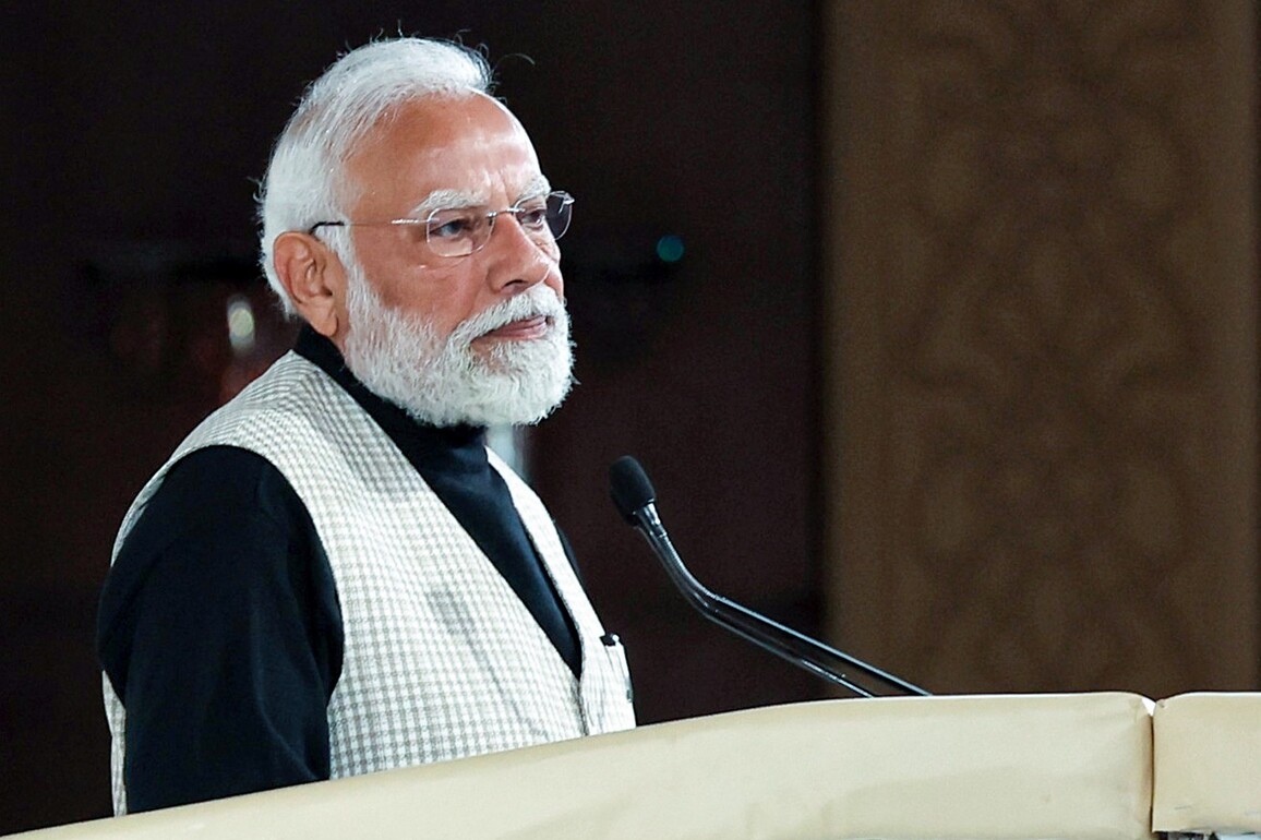 PM Modi announces Rs 2 lakh ex-gratia for victims of Yamuna Expressway accident