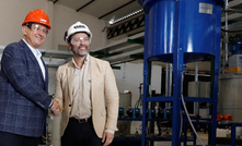 Comissário da UE para Parcerias Internacionais, Jozef Síkela, com Rafael Moreno, diretor-geral da Viridis colossus terras raras