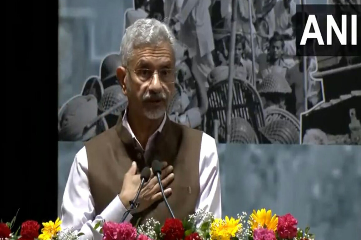 "Kissa Kursi Ka": Jaishankar takes dig at Congress over Emergency, says party placed one family above nation