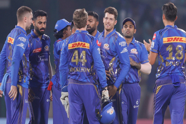 MI all-rounder Santner calls hat-trick of run-outs "crazy", praises Karn Sharma for "massive" impact against DC