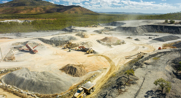 EQR again taps market while having high hopes for year ahead