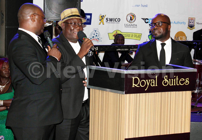  ato ubwama centre joined by his colleagues 