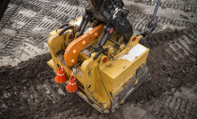 The Cat LatchFree Dipper on a Cat 7495 shovel