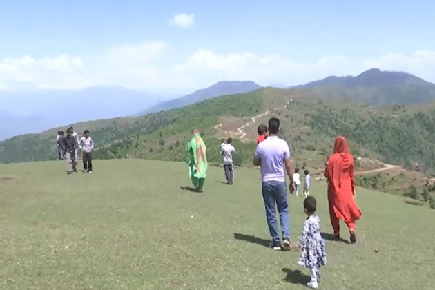 Nanga Thub emerging as tourist draw in Rajouri, locals, tourists highlight infrastructure gaps