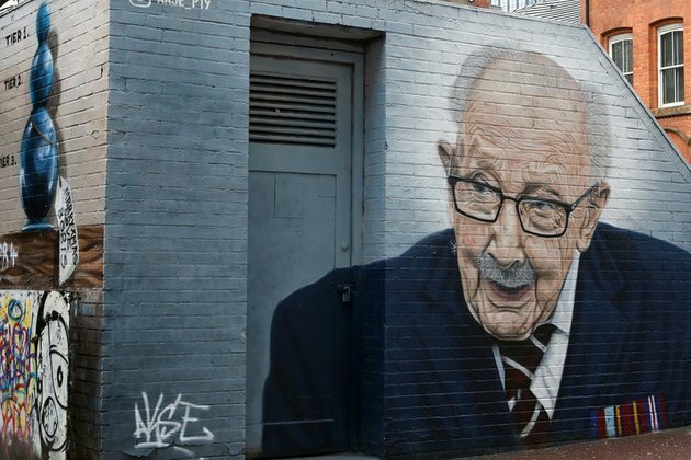 Climate activist pours feces on WWII veteran&#039;s memorial
