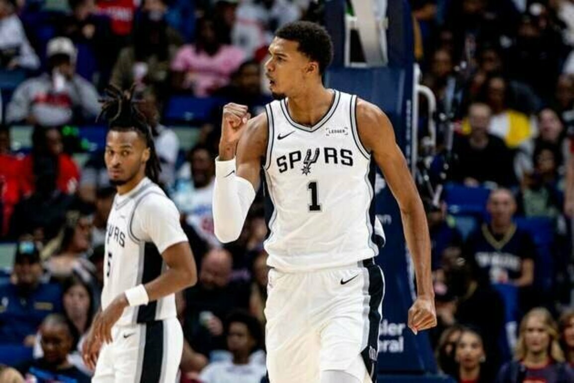 Spurs seek 3rd straight win in home opener vs. Nets