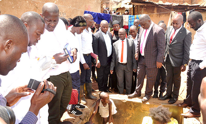 Contaminated water and lack of toilets fueling cholera epidemic in Kampala Contaminated water and lack of toilets fueling cholera epidemic in Kampala