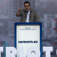 Italian deputy PM calls for return to Russian energy imports