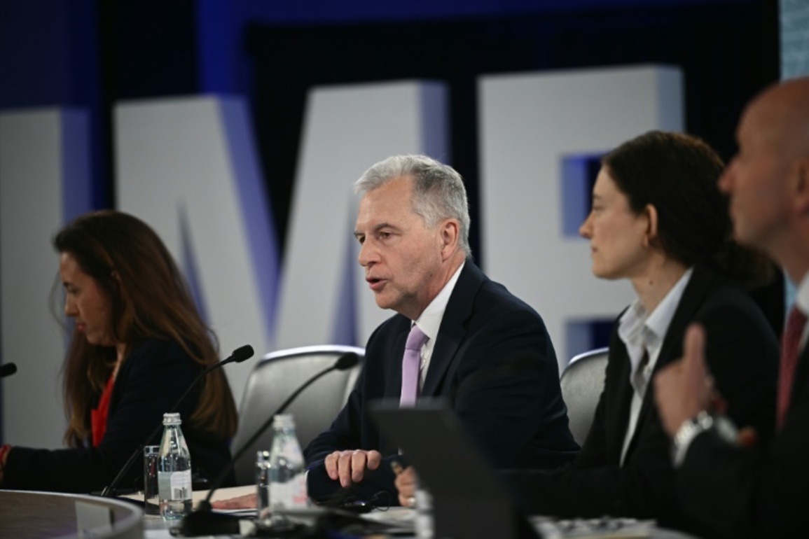 EU, US Should De-escalate And Negotiate Trade Deal- IMF Europe Director - IBTimes