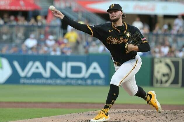 Pirates capitalize on Blue Jays blunders to win first game of series