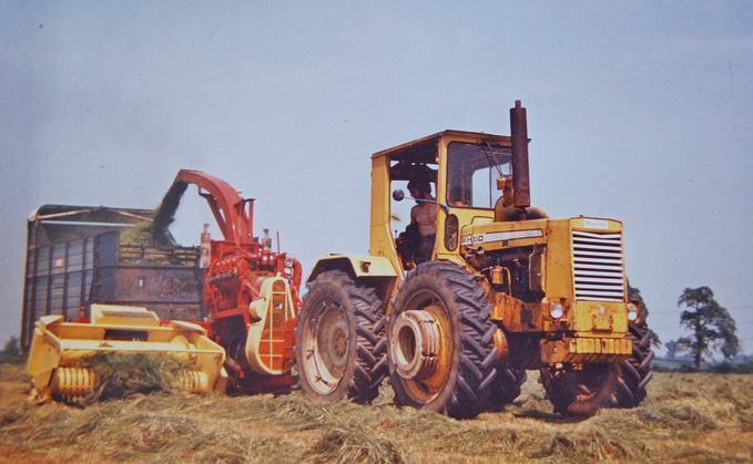 A Muir Hill 110 is pictured in the mid-1970s using a New Holland 892 trailed harvester equipped with a Gairdner Complete Contracts Perkins 540 V8 (150hp) engine-on conversion. A Muir Hill 110 is pictured in the mid-1970s using a New Holland 892 trailed harvester equipped with a Gairdner Complete Contracts Perkins 540 V8 (150hp) engine-on conversion.