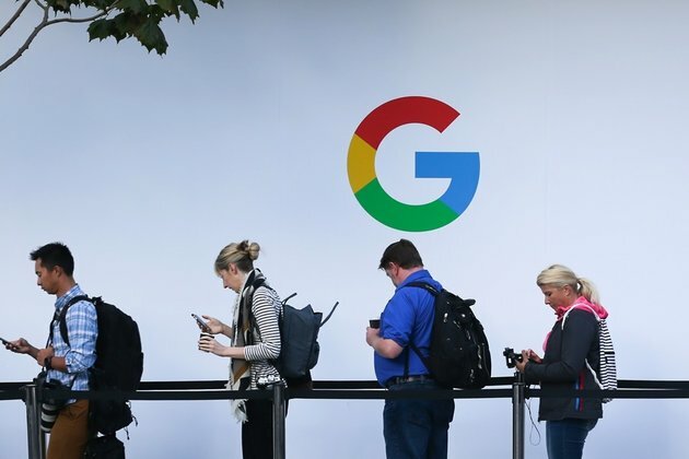 Google signs deal with French media to pay for content