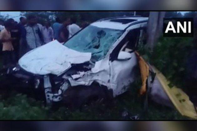Six died after car rams into auto rickshaw, motorbike in Gujarat's Anand