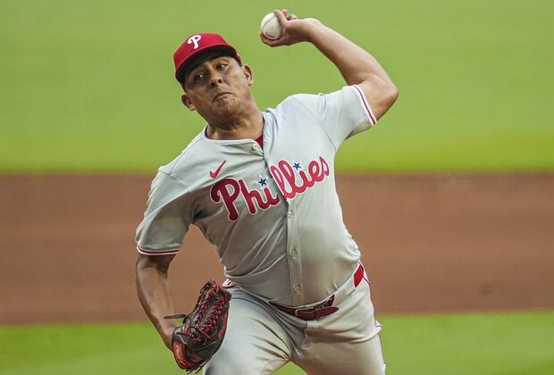 Phillies look to build win streak at Twins