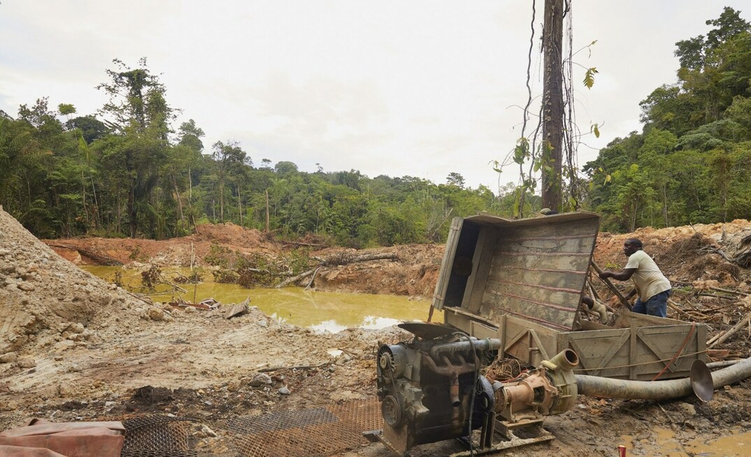 Mina de ouro desaba e mata garimpeiros ilegais no Suriname/Reprodução