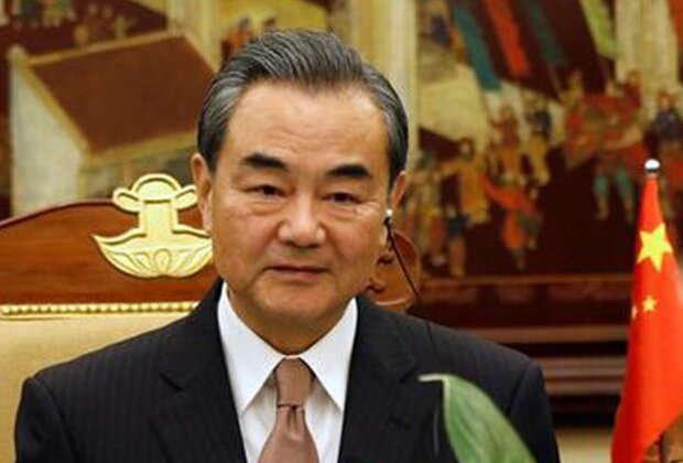 Chinese Foreign Minister arrives in Dhaka