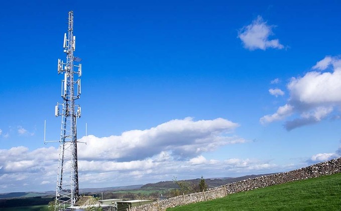 Low phone mast payments hold up 5G deployment