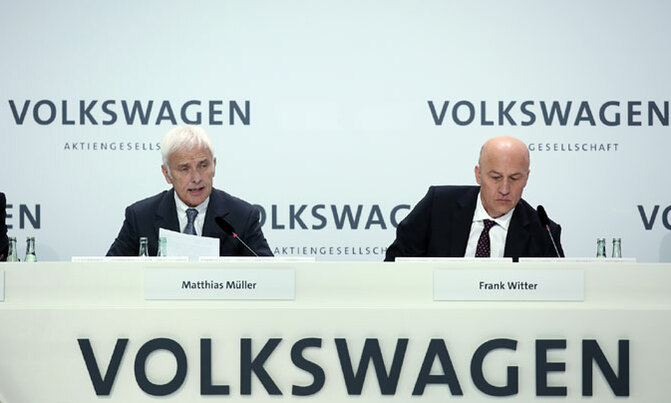 Volkswagen vows to overcome emissions-cheating crisis Volkswagen vows to overcome emissions-cheating crisis