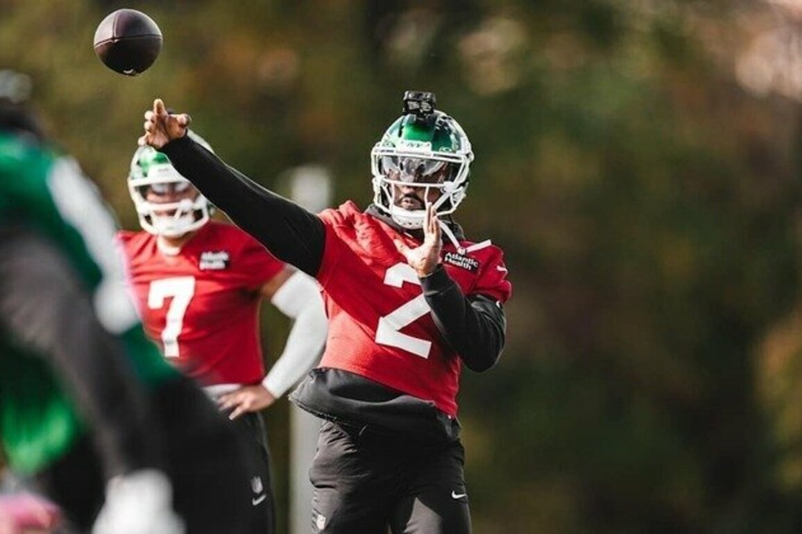 Tyrod Taylor 'Staying Committed to My Process' Ahead of Week 8