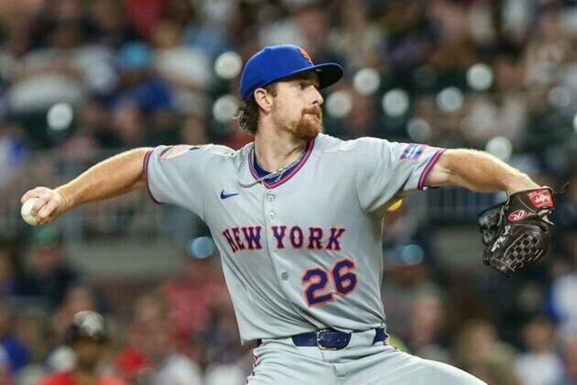 Rookie Nolan McLean, Mets seek to sweep Phillies