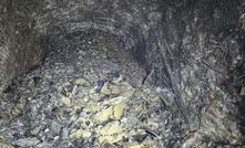  High-grade blasted ore at Avoca Tank