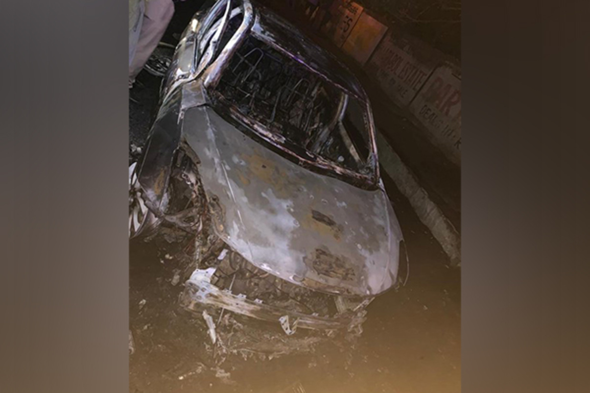 Man charred to death after car catches fire on Bijwasan Road flyover in Delhi's Chanakyapuri area