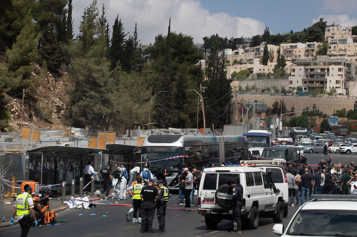 MIDEAST-JERUSALEM-SHOOTING ATTACK