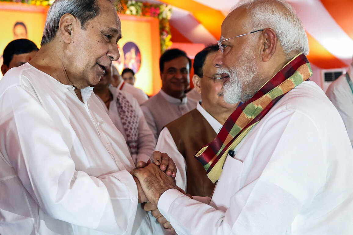 PM Modi speaks to ailing Naveen Patnaik, enquires about his health; invites BJD chief to Delhi