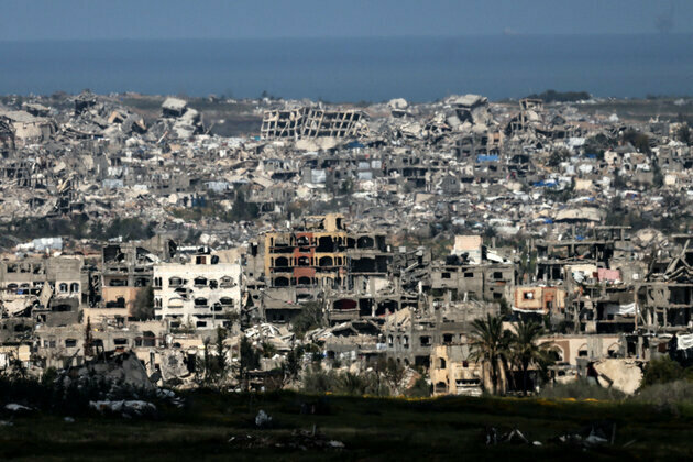 Scores of Palestinians killed, injured in Israeli strikes on Gaza