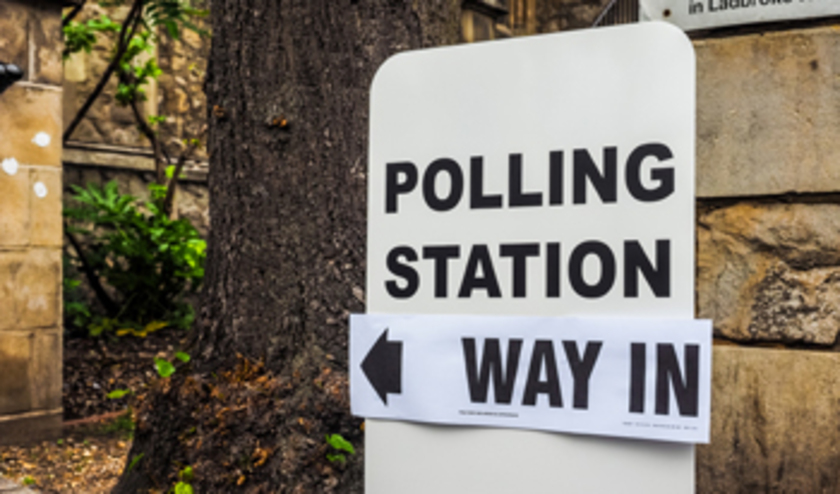 Polling station ©Claudio Divizia/Shutterstock