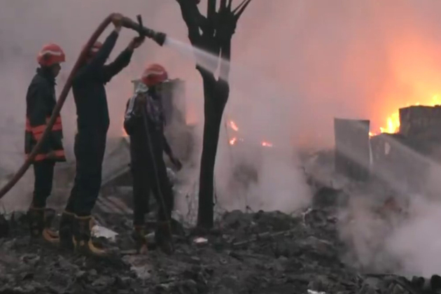 New Delhi: One dead as fire breaks out in slum near Rithala Metro Station