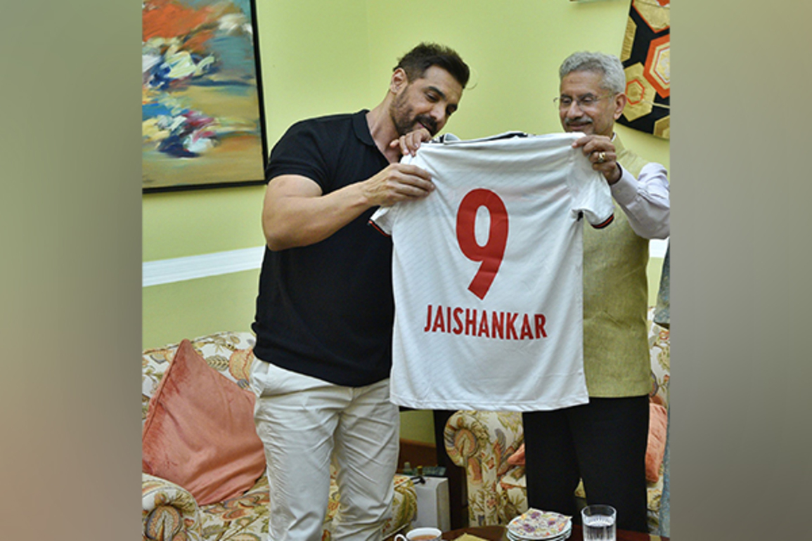 John Abraham meets EAM Jaishankar ahead of 'The Diplomat' release