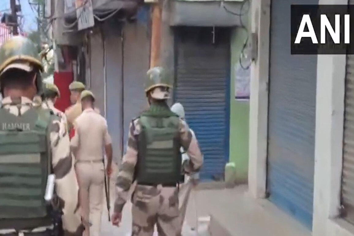 JK police raids residences of alleged Pakistan-based terror operatives in Kishtwar