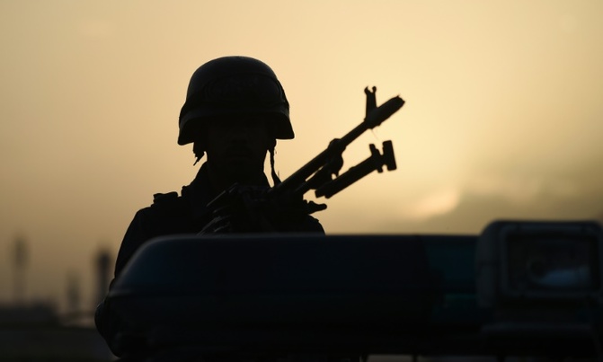 Roadside bomb hits bus, kills eight,40 wounded Roadside bomb hits bus, kills eight,40 wounded