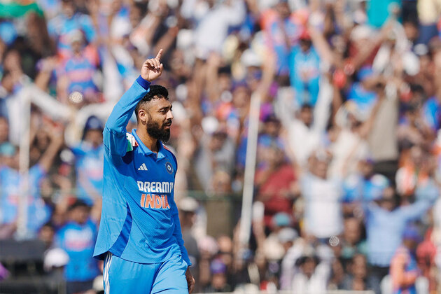 Chakravarthy opens up on hilariously taking a cricket ball to his wedding reception, admits facing "withdrawal symptoms" without his weapon